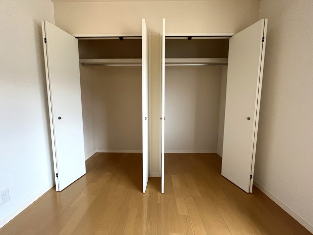 ２F北側洋室収納